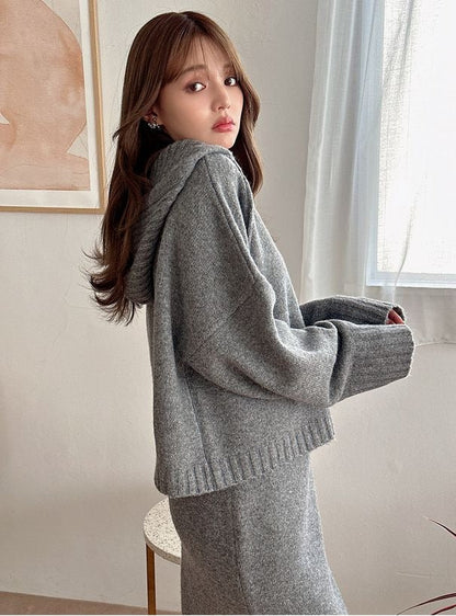 🇯🇵 Japanese mature V-neck hooded top + pencil skirt knitwear set Hoodie and tight skirt knitwear set-up