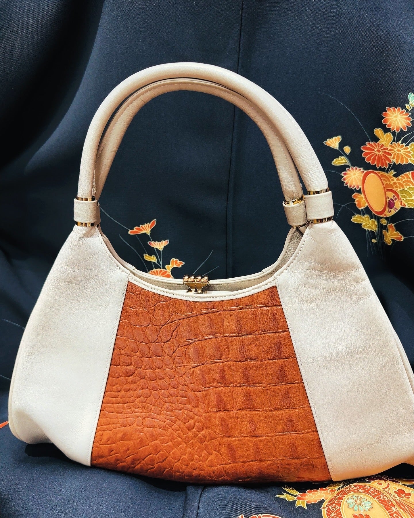 🇯🇵JAPAN Vintage ♡ Bags(Frame Purse/Frame Clutch/Kuchi Bag/Wallet)｜ 🇯🇵日本古著 ♡ 手袋(金襴錦織西陣織和裝手袋/口金袋/銀包)｜🔎 ss-vin086  Early Japanese second-hand old bag / ladies dinner bag