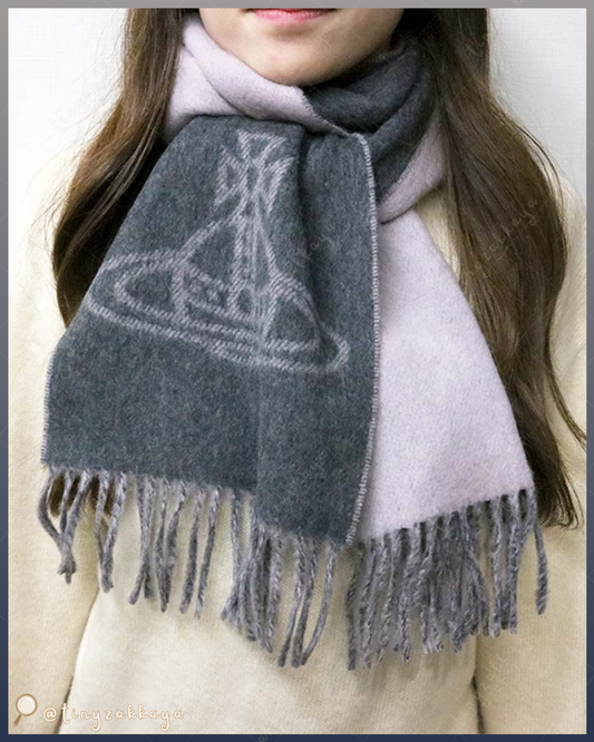 🇯🇵JAPAN ♥ VIVIENNE WESTWOOD Double Orb logo Scarf 復古風羊毛雙面星球logo頸巾披肩 ＼一條頸巾可以搭出兩種風格！風格自由切換，型格百搭／