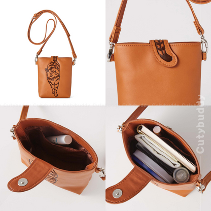 🇯🇵Japan Hold the happy tail high! Cat design wide smartphone shoulder bag Leather cat vertical tail oblique bag (3 colors)