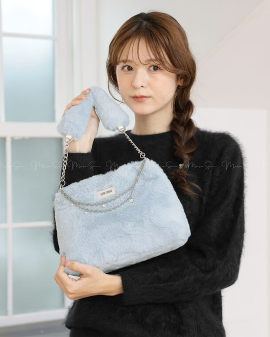 🇯🇵 JAPAN ♥ MARY QUANT Double-chain plush 2-way bag
♥ 雙鏈毛絨絨2way袋(3色入)

🔎 ɪᴛᴇᴍ ɴᴏ.： SS-jr225-814093