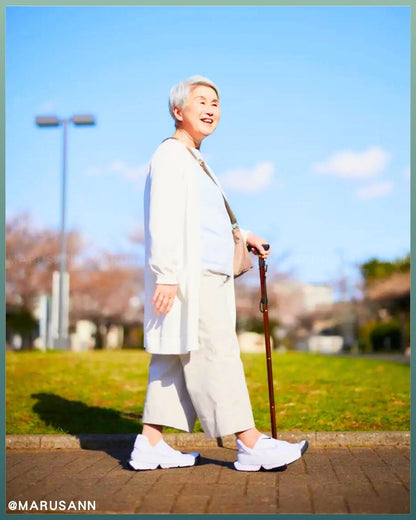 🇯🇵JAPAN JAPNA ♥ NIKE WMNS Go FlyEase Black White Women Slip On sneakers\ A must-have for pregnant women and lazy people! Hands-free sneakers/ 