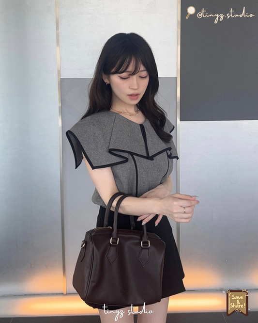 🇯🇵JAPAN ♥ Color scheme line ruffle collar blouse 雙色條紋荷葉邊領襯衫 jgpm5830