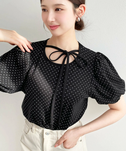 🇯🇵JAPAN ♥  波點荷葉袖綁帶蝴蝶結上衣 Polka-dot blouse with ruffled sleeves and a tie-front bow (ss-jr07211)