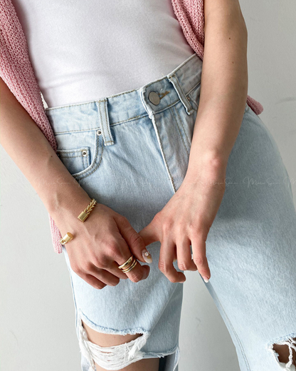 🇰🇷KOREA ♥ 高腰條肚腩破洞爛牛仔褲
High waist damage ripped blue jeans (SS-KSS61754768)