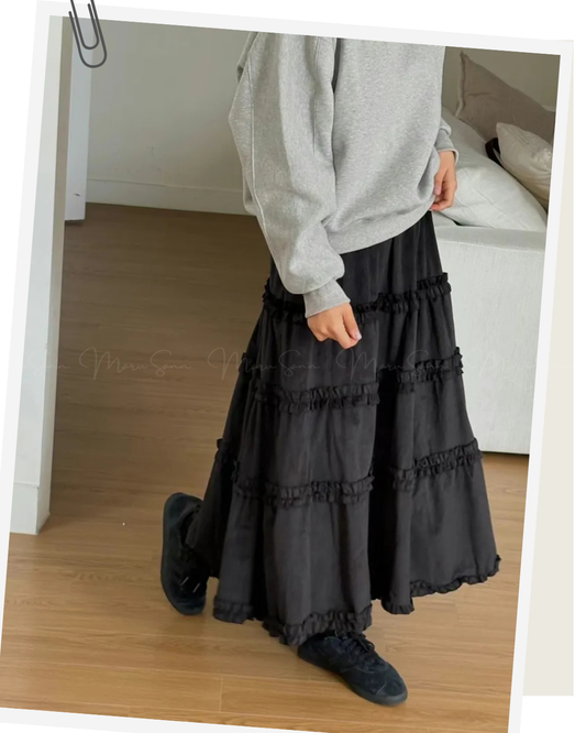 🇰🇷KOREA ♥ High Waist Plain Ruffle Maxi A-Line Skirt
高腰純色荷葉邊絨面A字長裙(2色入)
🔎 ɪᴛᴇᴍ ɴᴏ：SS-KSS97235683